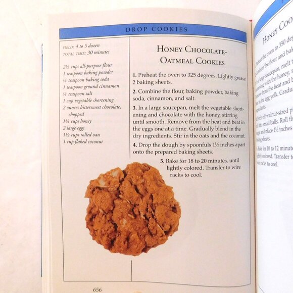 Complete Cookie Jar Cookbook by Gregg Gillespie 1995 HB 1001 Recipes Bars Snaps - Picture 8 of 10